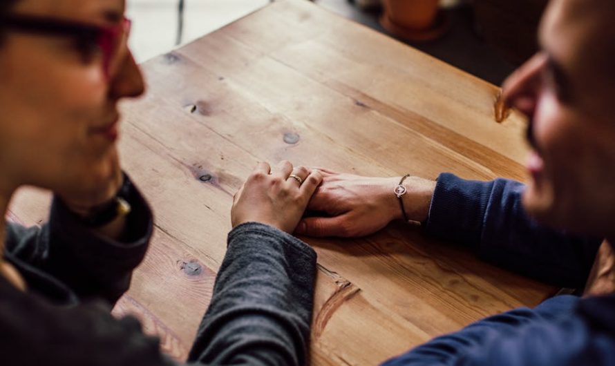 Aplicaciones de citas exclusivas ventajas y características únicas