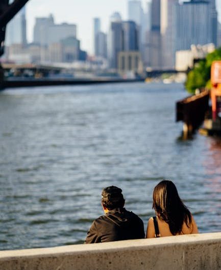 Charlas Íntimas Global: Un Espacio para la Conexión Humana y el Diálogo Significativo