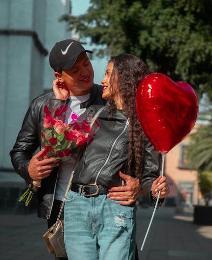 Conocer Chicos Online de Manera Segura y Efectiva