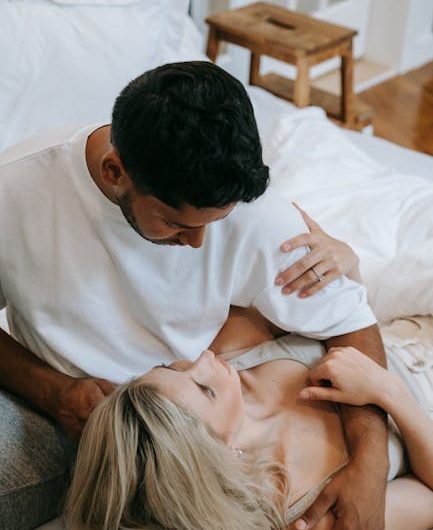 Conocer hombres sin registrarse en una plataforma de citas