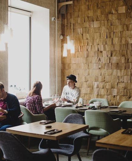 Mejores aplicaciones de flirteo virtual para conocer gente nueva